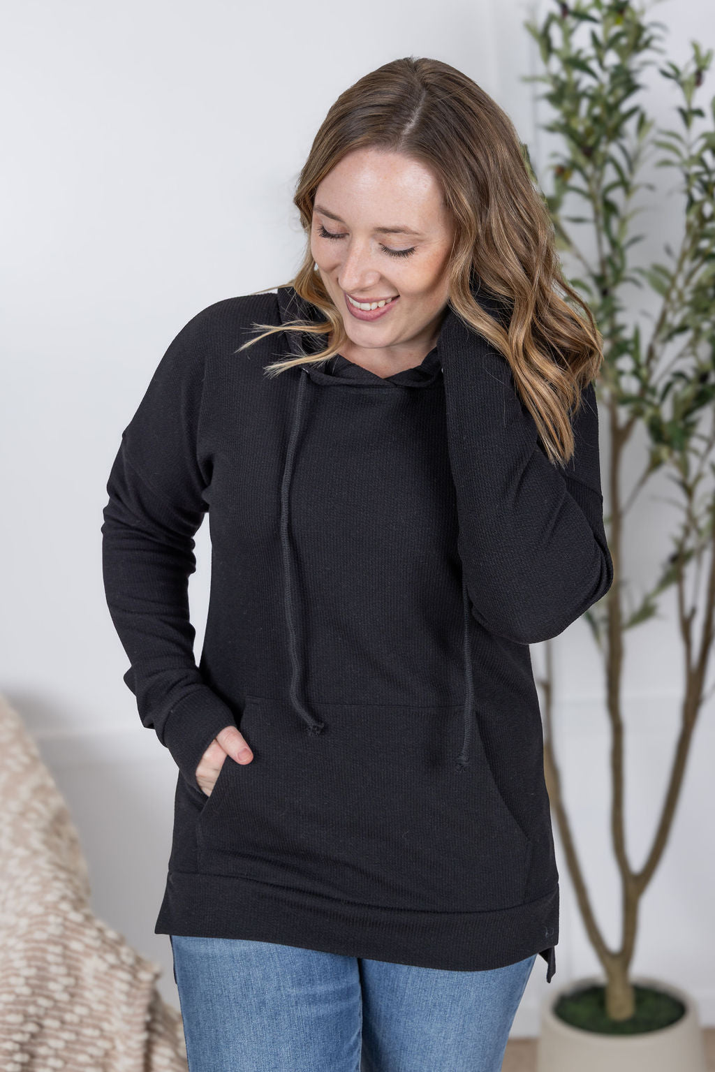 IN STOCK Kacey Ribbed Hoodie - Black