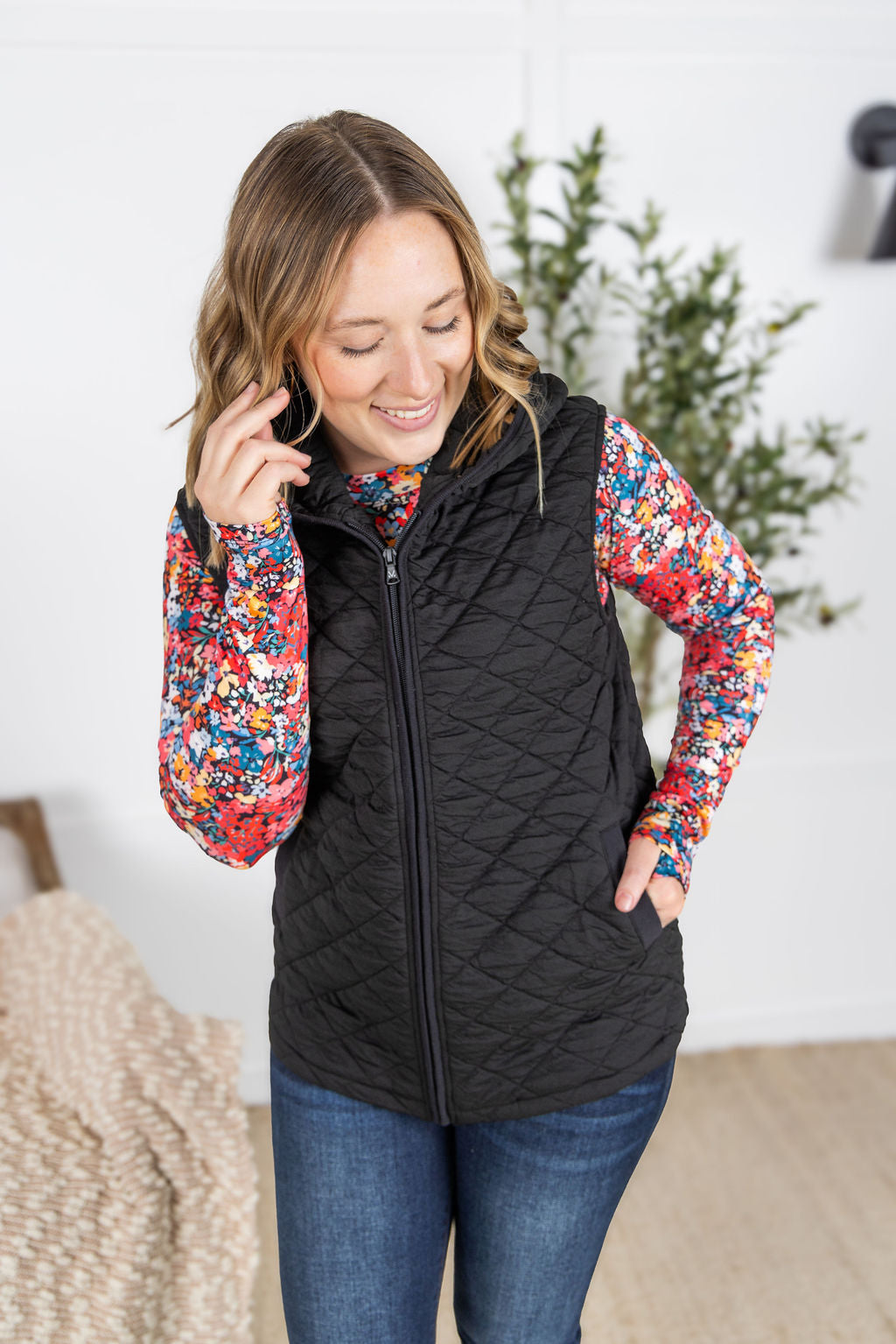 Heather Hooded Vest - Black