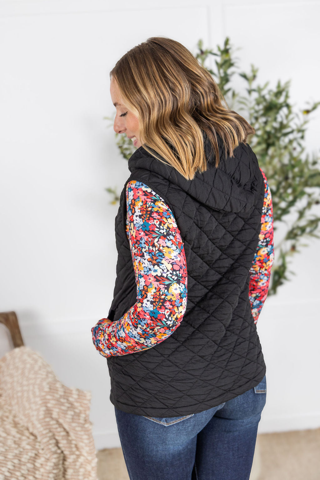 Heather Hooded Vest - Black