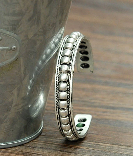 710837, Cuff Bracelet