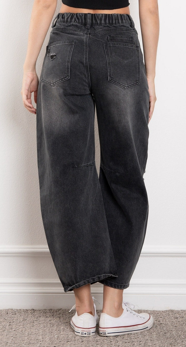 Bailey Barrel Jeans- Distressed Black