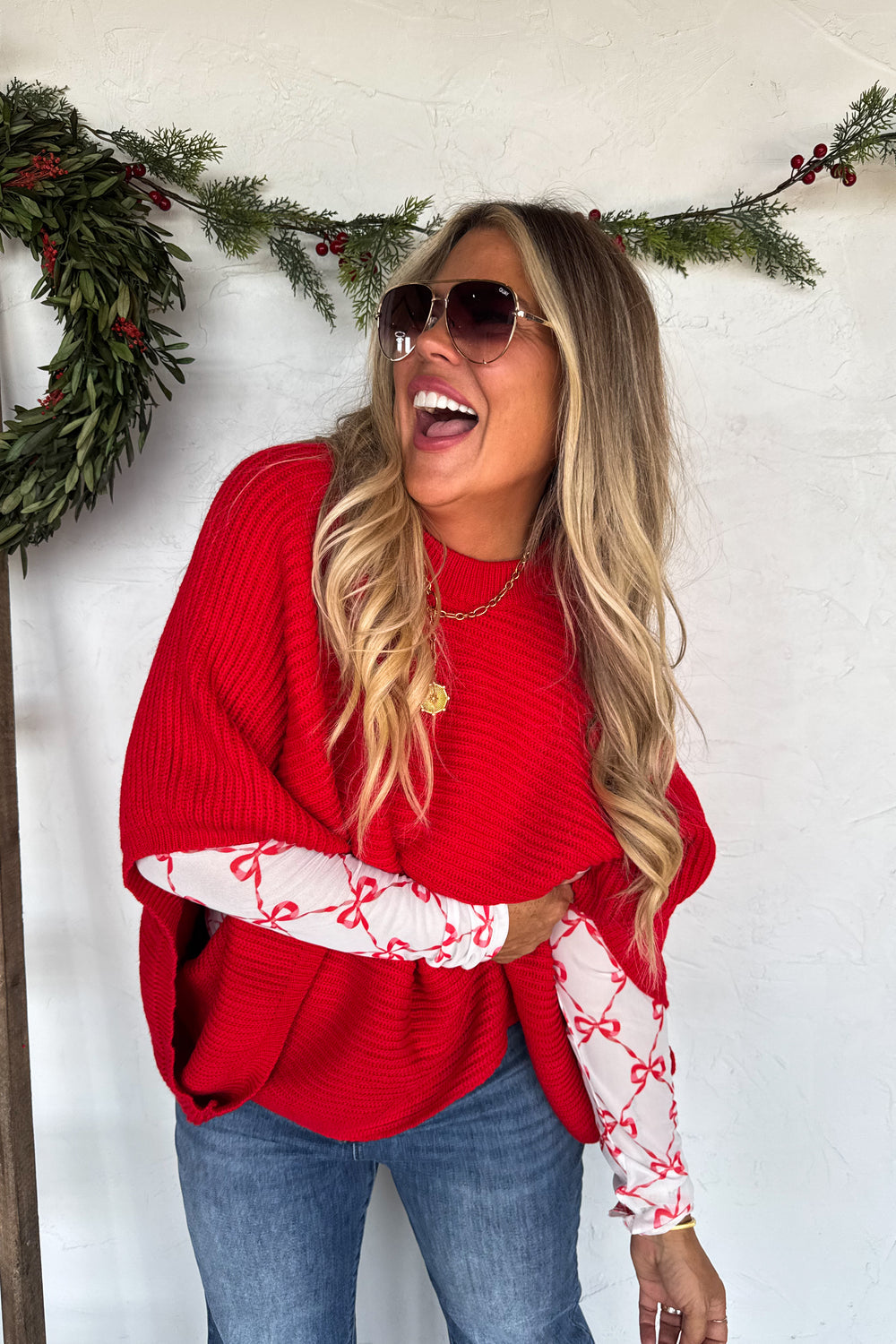 Meg Poncho- Red