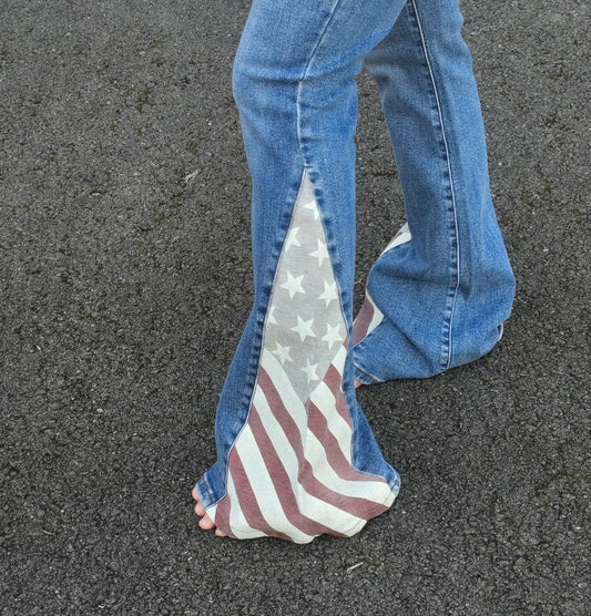 Judy Blue Star Spangled Flare Denim