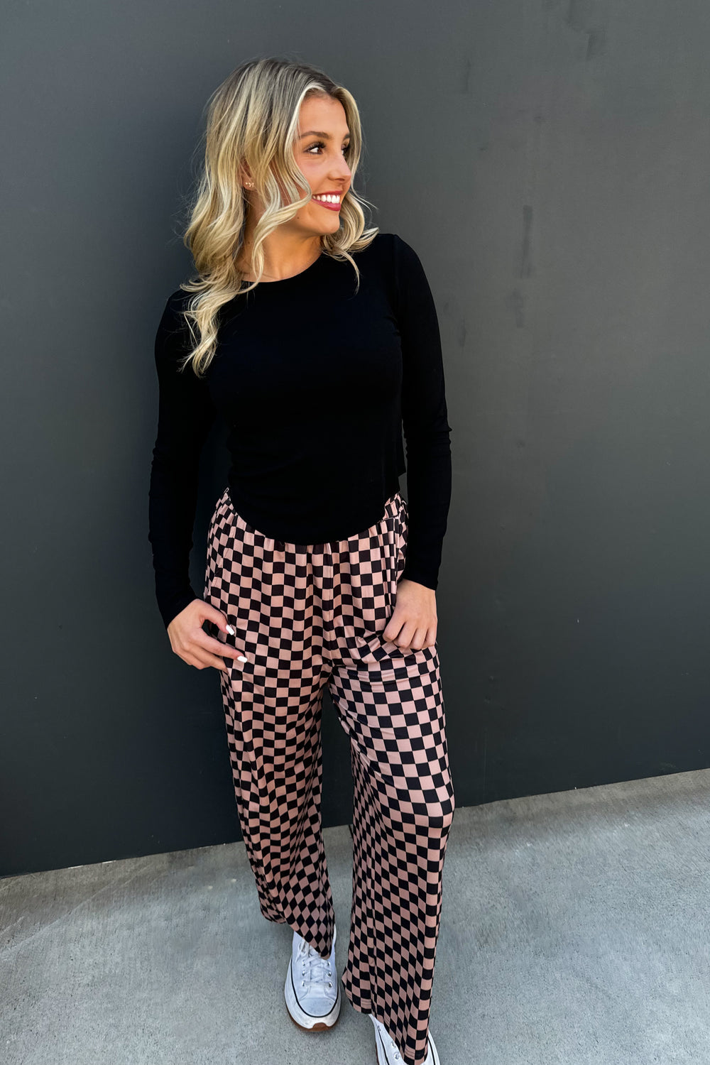 Elena Curve Hem Ribbed Top