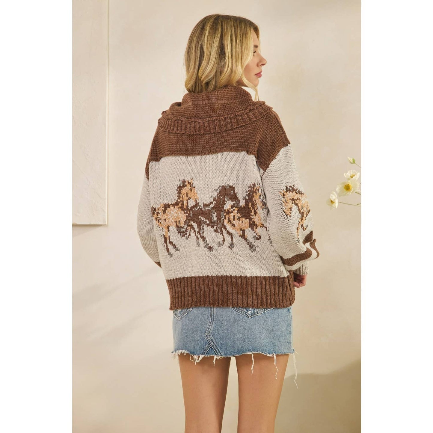 Sweater with Horse Print
