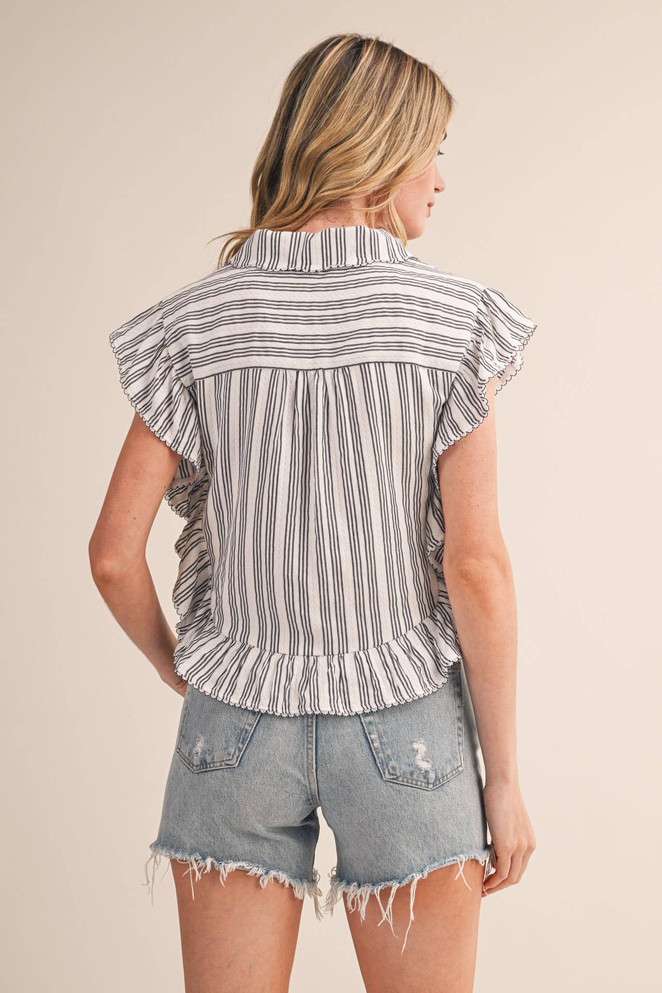 Scalloped Trim Top