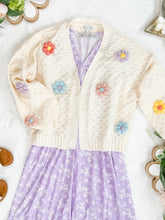 Load image into Gallery viewer, IN STOCK Flower Cardigan - Ivory