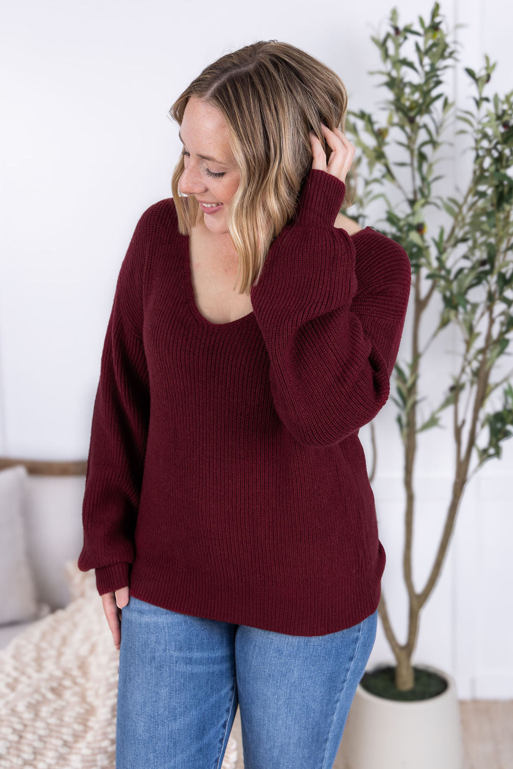 Bethany Bow Knit Sweater - Burgundy
