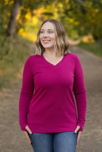 Load image into Gallery viewer, IN STOCK Leah Long Sleeve Top - Magenta | Women&#39;s Casual Top FINAL SALE