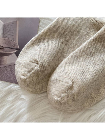 Thick & Cozy Snowflake Socks