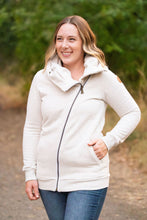 Load image into Gallery viewer, IN STOCK Quinn ZipUp Cowl - Oatmeal