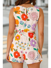 Load image into Gallery viewer, Floral Print Cropped Tank and Short Set