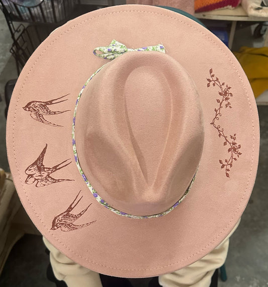 Sparrow Cowboy Hat- Pink