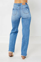 Load image into Gallery viewer, Judy Blue Straight Leg Tummy Control Jeans