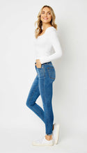 Load image into Gallery viewer, Judy Blue Cuffed Hem Skinny Jeans