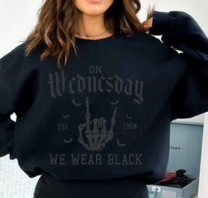 Wednesday Pullover- Black