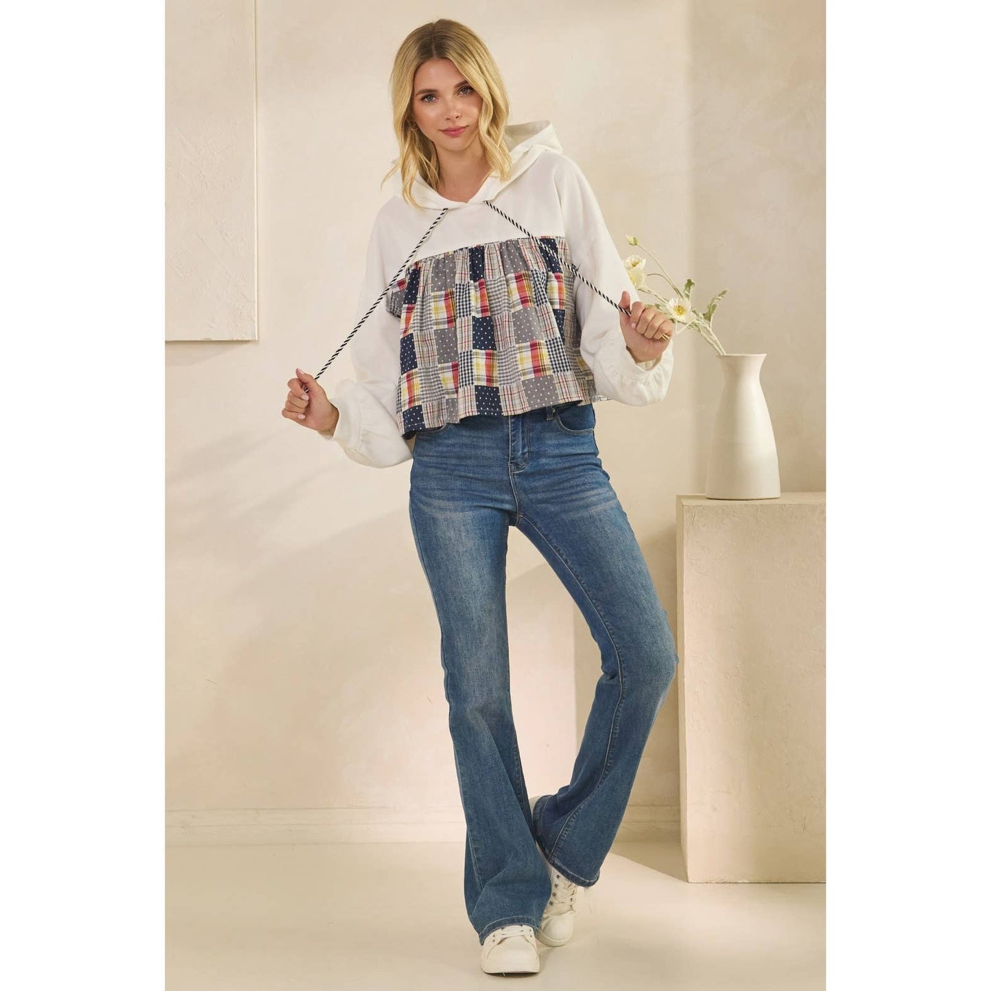 Tessa Cropped Contrast Hoodie