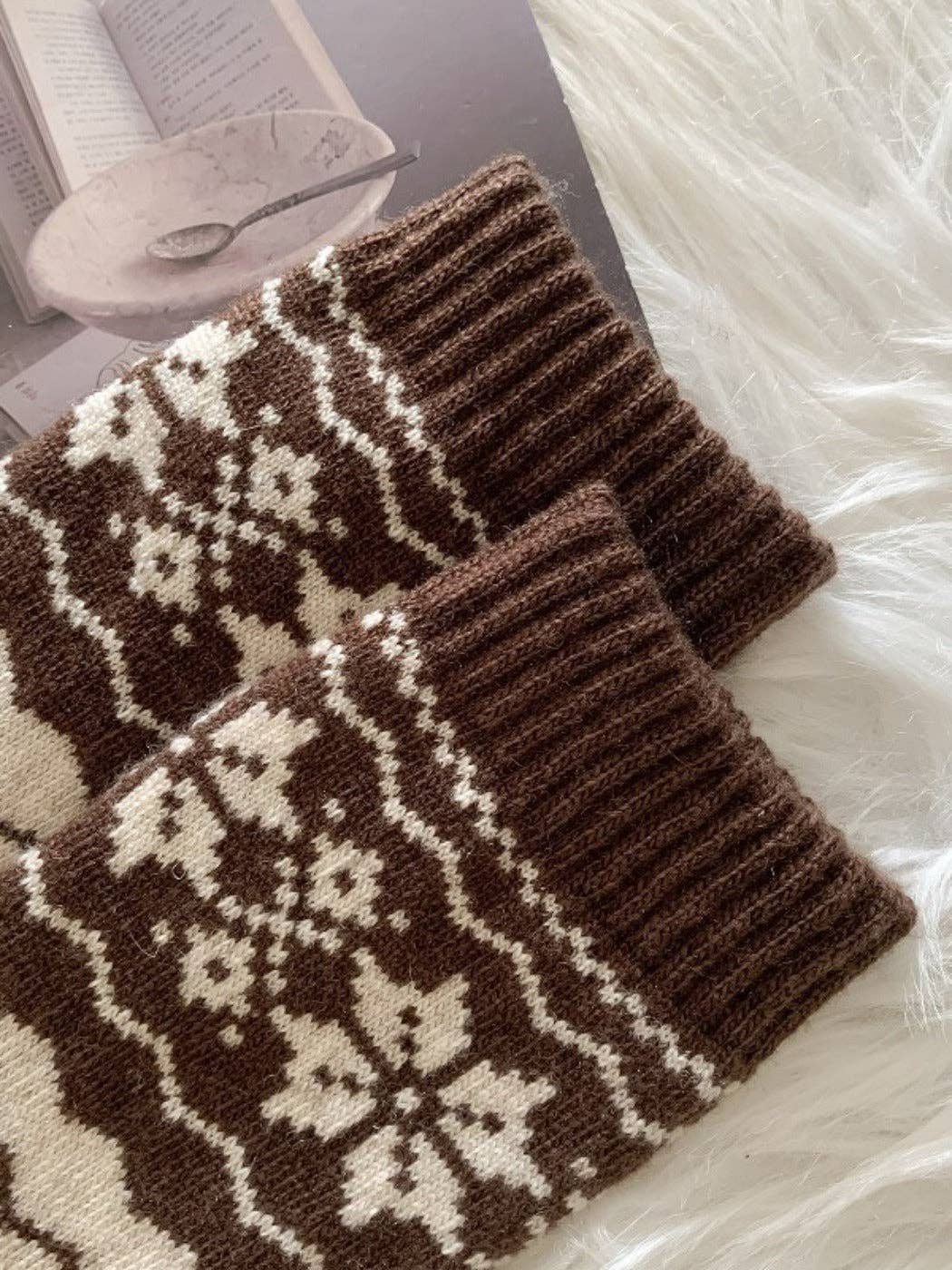 Thick & Cozy Snowflake Socks