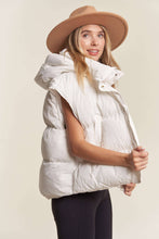 Load image into Gallery viewer, Carrin Hooded Puffy Vest