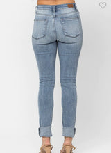 Load image into Gallery viewer, Judy Blue Destroyed Tall Skinny Jeans