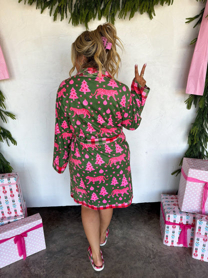 PREORDER- HOLIDAY AT HOME ROBE