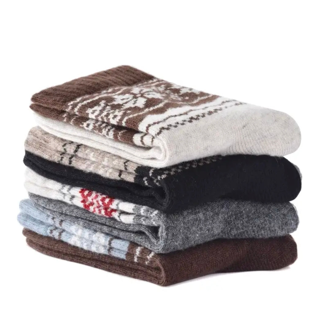 Thick & Cozy Snowflake Socks