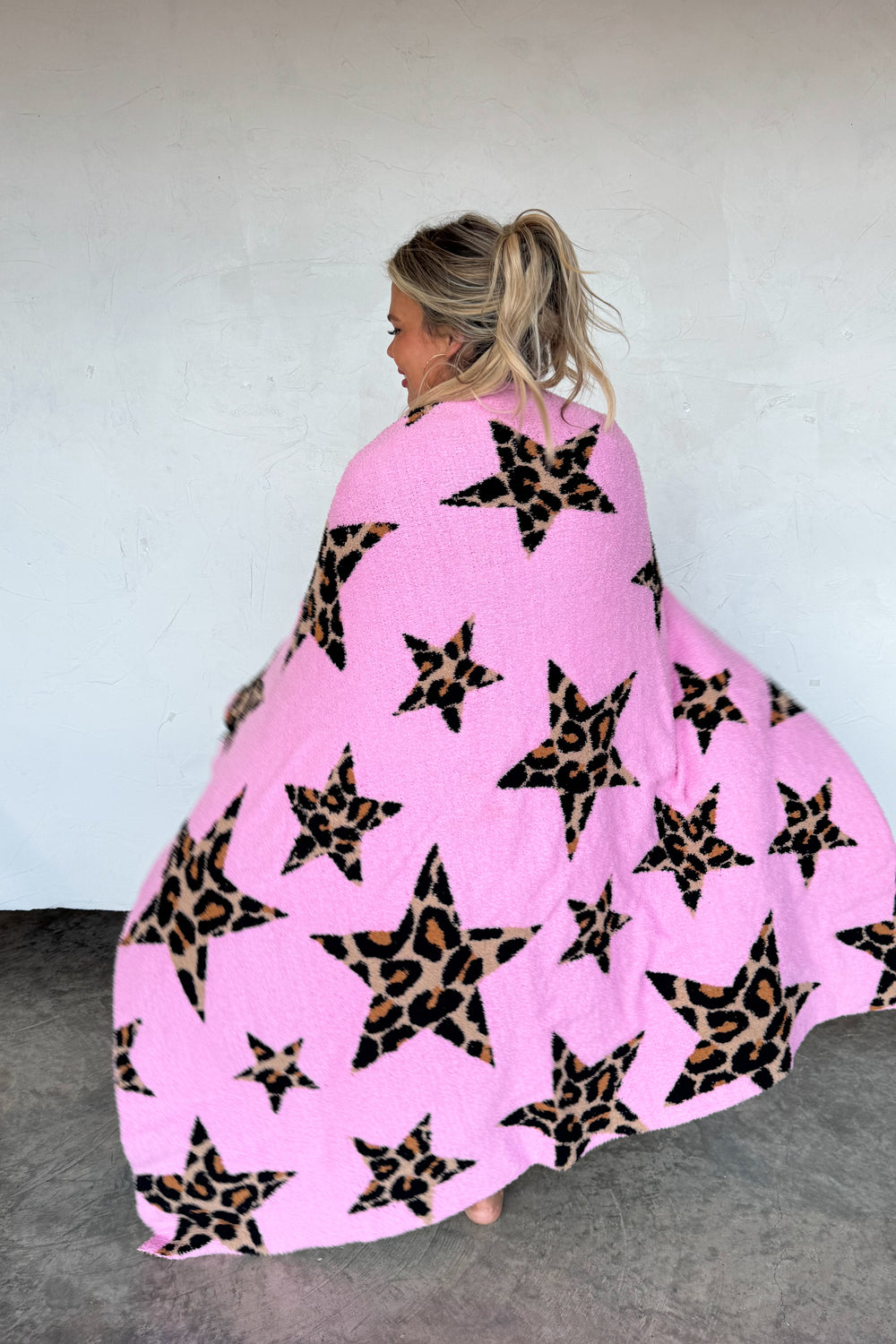 Pink Stary Cheetah Cloud Blanket