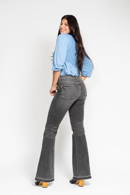Judy Blue Izzy Washed Grey Mid Rise Jean