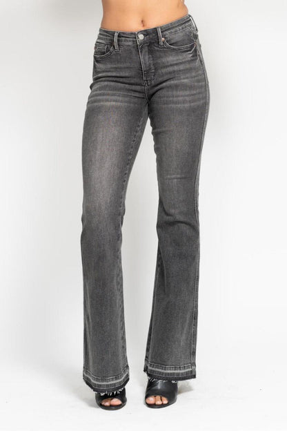 Judy Blue Izzy Washed Grey Mid Rise Jean